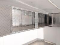 2006 CHARMAC 24' LEGEND ENCLOSED TRAILER - 10K AXLE RATING - 11