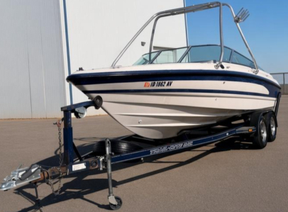 1996 CHAPARRAL BOAT AND TRAILER - LOCATED IN MERIDIAN