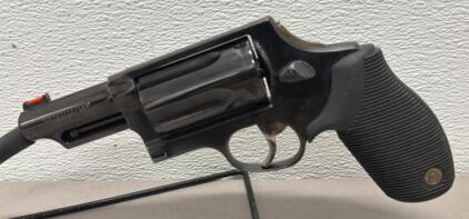 Taurus The Judge Revolver, .45 Colt/.410 Bore, 3&rdquo; Barrel, Blued Finish, Rubber Grip, SN: BU656750
