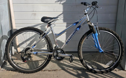 Schwinn Aluminum Comp 26" Mountain Bike, Aluminum Frame, Front Suspension, 21-Speed, Silver/Blue