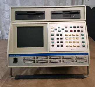 (1) Vintage Gould K105-D Logic Analyzer