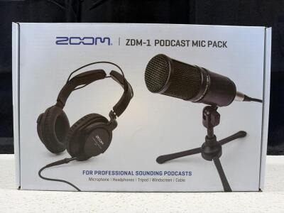 Zoom ZDM-1 Podcast Mic Pack &ndash; Dynamic Microphone, ZHP-1 Headphones, XLR, Stand, WaveLab Cast