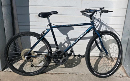 Murray Steel 18-Speed Mountain/Hybrid Bike, 26" Wheels, Shimano Equipped, Blue