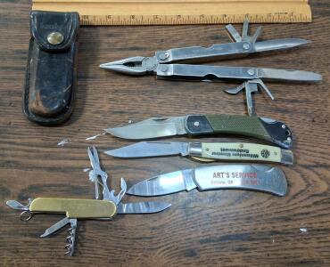 Leatherman Super Tool 200, Swiss Army Brass Knife, Lot of 4 Folding Knives + Sheath