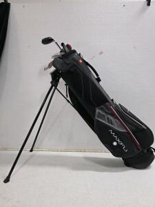 Maxfli Stand Golf Bag with 5 Mixed Clubs (Driver, Putter, Irons, Wedge) & 4 Head Covers