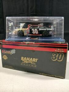 1999 Pontiac Grand Prix #30 Derrike Cope 1:24 Diecast NASCAR Replica