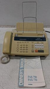 Brother IntelliFAX 770 Fax Machine with Handset and Owner's Manual (Turns On)