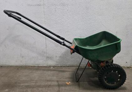 Scotts Turf Builder EdgeGuard Mini Broadcast Spreader, 5,000 sq. ft. Capacity, Adjustable Dial