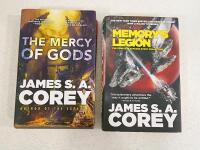 Fantasy & Sci-Fi Paperback Lot: Rothfuss, Martin, Dune, The Expanse, Manga - 4