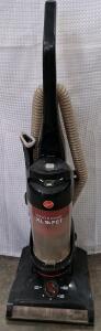 Hoover WindTunnel XL Pet Upright Vacuum Cleaner with Multi-Cyclonic Filtration and 5-Position Height Adjustment (Turns On)