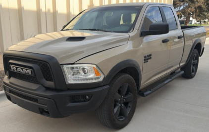 2019 RAM 1500 CLASSIC - 11K MILES!