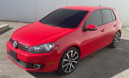 2013 Volkswagen Golf- Nice Clean Car!