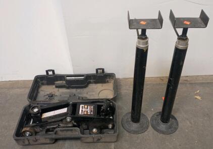 Black Jack 2 Ton Hydraulic Floor Jack w/ Case, Handle & 2 Heavy-Duty Screw Jack Stands