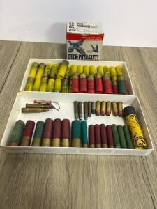 Vintage Shotgun & Rifle Ammunition Lot &ndash; Winchester Duck & Pheasant 16 Ga, 20 Ga Shells, Box