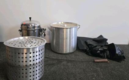 Bayou Classic Seafood Boil Kit 32 Qt Pot with Basket, West Bend 30 Cup Coffee Urn, Nash Rain Suit (Shelf B)