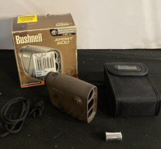 Bushnell Sport 600 Laser Rangefinder | 5-800 yd Range, 4x Magnification, Case, CR2 Battery ( Powers On )