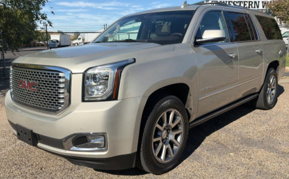 2015 GMC YUKON XL DENALI - 4X4!