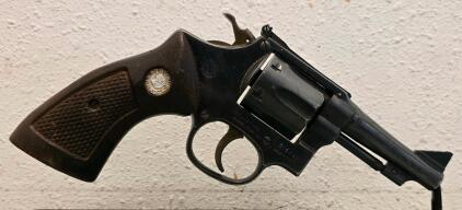 Taurus Model 73 .32 Long 6-Shot Revolver, 4" Barrel, Blued, Wood Grips, Serial #651071, Brazil