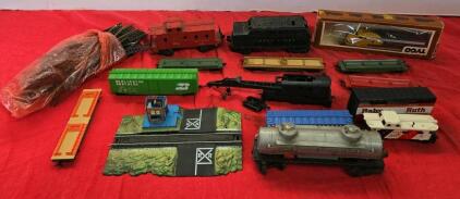 Vintage Lionel & Tyco Model Train Lot: O & HO Scale Locomotives, Cars, Tracks, Accessories