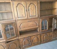 Classic Large Modular Oak Wall Unit, Cathedral Panel Doors, Glass Display, (conex 5) - 3