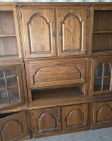 Classic Large Modular Oak Wall Unit, Cathedral Panel Doors, Glass Display, (conex 5) - 5