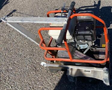 36" Walk-Behind Power Trowel, Honda GX Gas Engine, Adjustable Handle, Safety Ring Frame ( Unable to Test ) ( Carport)