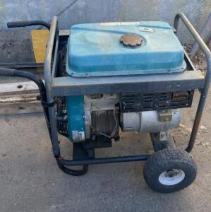 Makita EG1000R Portable Generator, 1.0 kVA Max Output, Honda G150 Engine, 2.5L Fuel Tank - Unable to test&hellip;Has Compression