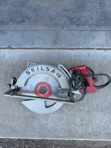 SKILSAW 7-1/4" Worm Drive Circular Saw, Model 77 Style, 15A, Corded Electric (bay 2)