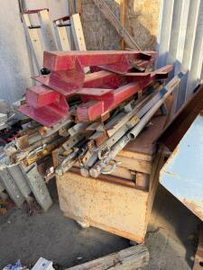 Steel Scaffolding Components: Frames, Braces, Outriggers, 15-20+ Pieces
