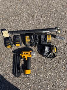 DeWalt 18-Gauge Pneumatic Brad Nailer DWFP12231 w/ 3 Chargers, 2 20V MAX Batteries, Clamp Included