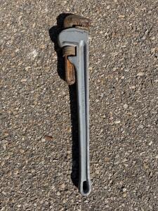 24" Heavy Duty Aluminum Pipe Wrench &ndash; Steel Jaws, Standard Handle, Marked "HEAVY DUTY AL"