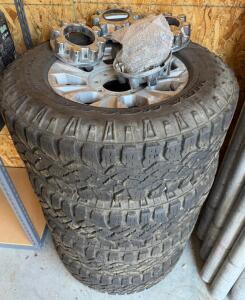 Ford 18" OEM 8-Lug Alloy Wheels with LT275/70R18 All-Terrain Tires & Center Caps (bay 2)