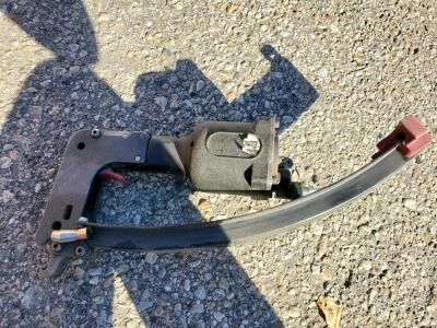 Eclipse 3000-6009 (MOD 65) Pneumatic Crimper Tool, Serial No. 2202147