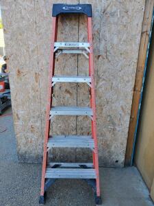Werner 6 ft Fiberglass Step Ladder, 300 lb Load, NXTIA06, ANSI/OSHA, Made in Mexico