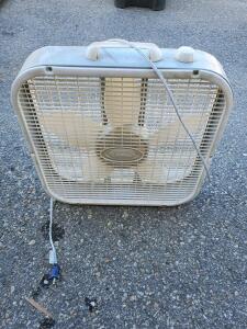 Lasko 20" 3-Speed Box Fan, Model 3733, Fused Safety Plug, 120V, Off-White, Portable
