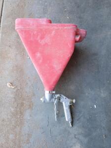 Marshalltown Pneumatic Texture Hopper Spray Gun, 2.5 Gal, Made in USA, Adjustable Orifice
