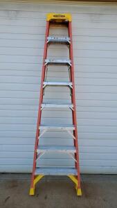 Werner T6208 8 ft Fiberglass Step Ladder, Type IA 300 lb, HolsterTop Tool Tray, OSHA/ANSI