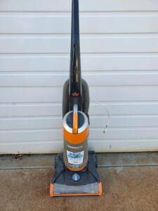 Bissell CleanView Upright Vacuum Cleaner, OnePass Technology, 12 Amps, 25 ft Cord