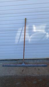 36" Harper Floor Squeegee, Rubber Blade, Wood Handle, Multi-Surface Indoor/Outdoor Commercial ( Bay 4 )