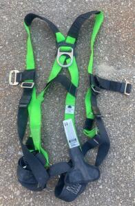 Werner UpGear Full Body Harness, Universal Size, 310 lb Capacity, ANSI/OSHA Compliant- Bay 3