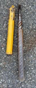 DEWALT DW5761 1-1/4" Spline Carbide Rotary Hammer Core Bit, 22" Long, with Tube