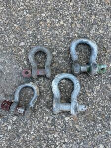 Crosby 5/8" Steel Bow Shackles, Screw Pin, Lot of 4, 3.25 Ton WLL, Galvanized