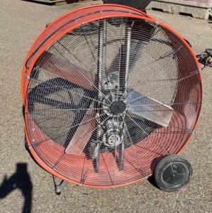 Carlisle Industrial Drum Fan, 36" Diameter, 11,200 CFM, 0.5 HP Motor, Portable with Wheels ( Powers On ) ( Carport )