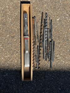 Assorted SDS-Plus and SDS-Max Rotary Hammer Drill Bits and Chisel Set &ndash; 14 Pieces