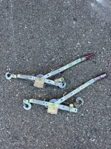 Set of 2 Hand Cable Pullers, Steel 2 Ton Capacity, 6ft Cable, Red Grip, Dual Swivel Hooks