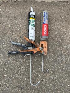 Manual Caulking Guns for 10.1 oz Cartridges, Includes DAP Alex White Caulk, Loctite Power Grab