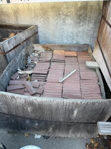 Red Clay Brick Veneer, Ribbed Face, Approx. 300 pcs, 8"x3.5"x1", Salvage Masonry Material
