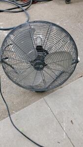 Commercial Electric S-FS-30B 30" Floor Fan, 3-Speed, 120V, Metal, Thermally Protected, UL Listed