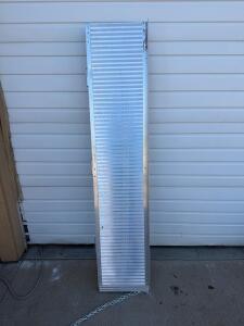 Haul-Master 1200 lb. Capacity 72" x 30" Convertible Aluminum Loading Ramp