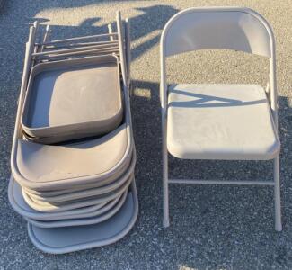 Set of 11 Metal Folding Chairs, Light Beige/Gray, Plastic Seats/Backs, Stackable, 250 lb Capacity ( Bay2 )
